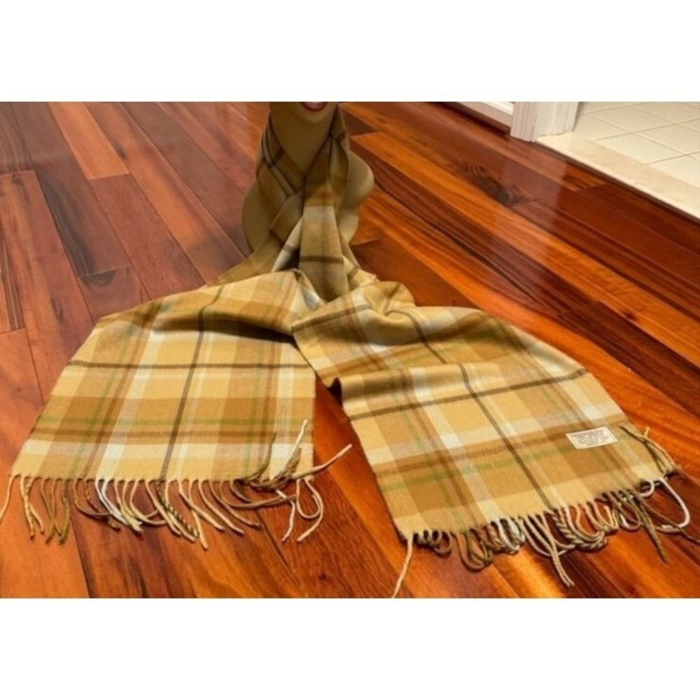 Cashmere Feel 100% Acrylic Light Plaid Shaw Scarf